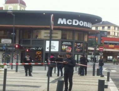 Γαλλία: Έκρηξη σε ταχυφαγείο - Σε κατάσταση συναγερμού οι Αρχές (φωτό) (upd)